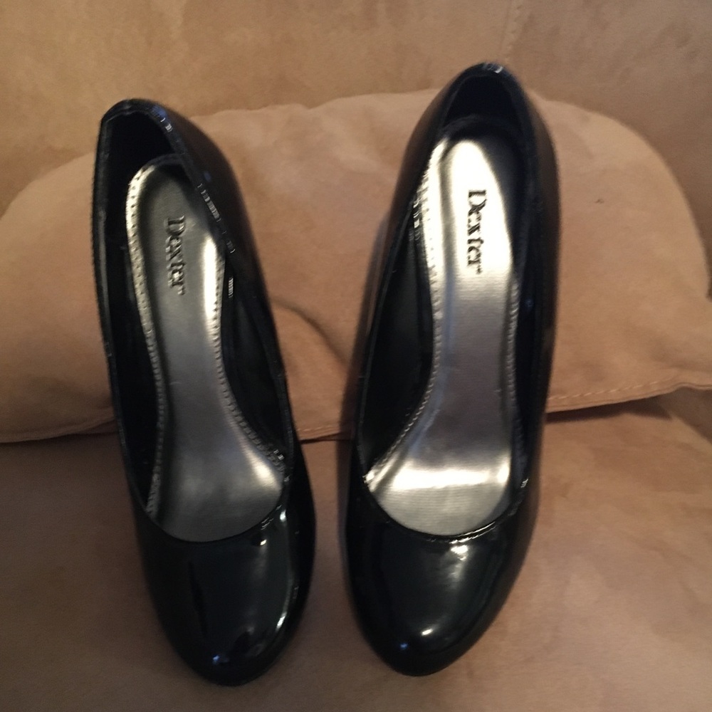 Dexter paten black wedge heels